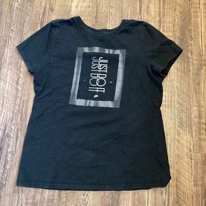 Girls Nike black tee